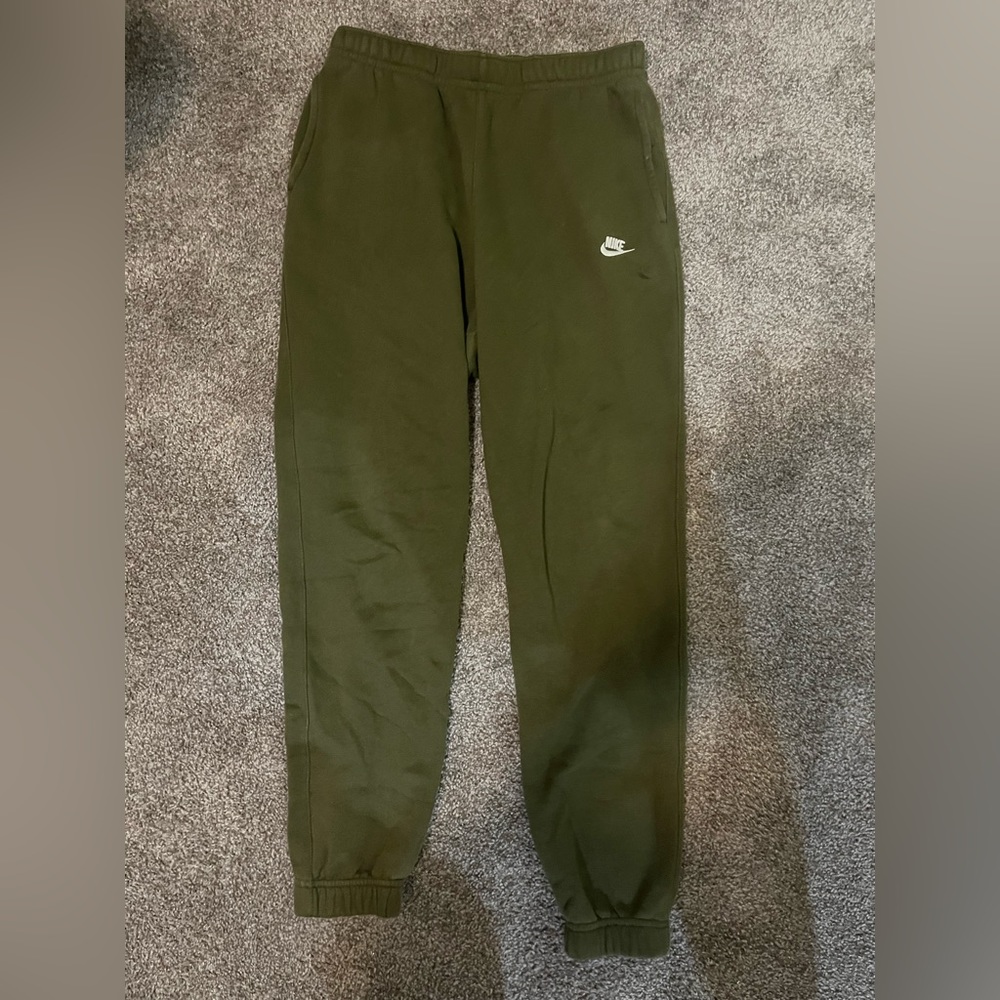 Forrest Green men’s large Nike sweatpants